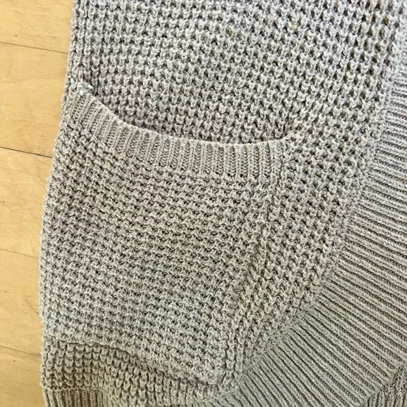 KIRUNDO Cardigan Sweater in Khaki, size medium - Picture 6 of 10